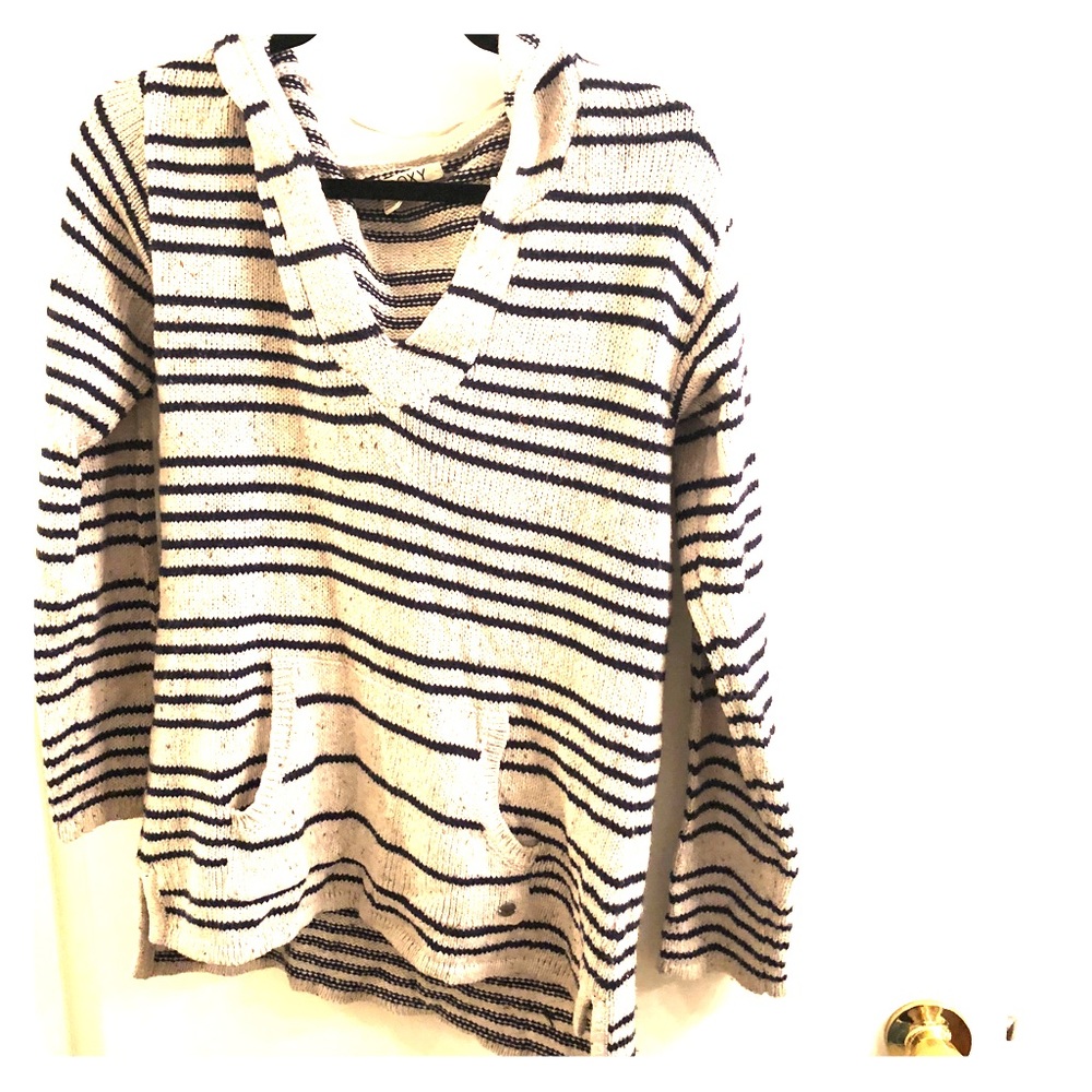 Blue and creme stripped hoodie